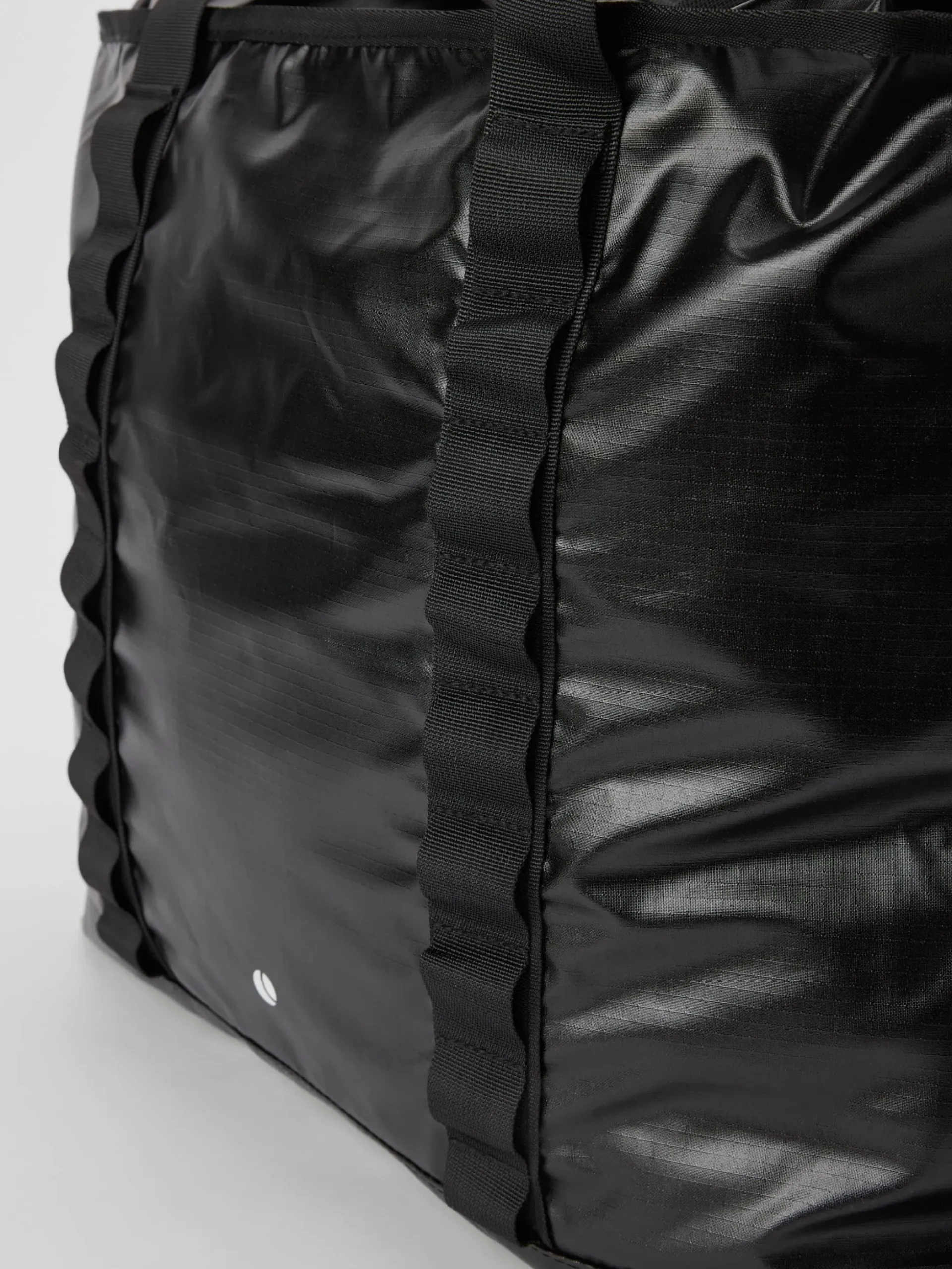 Borg Glossy Ripstop Tote 28L