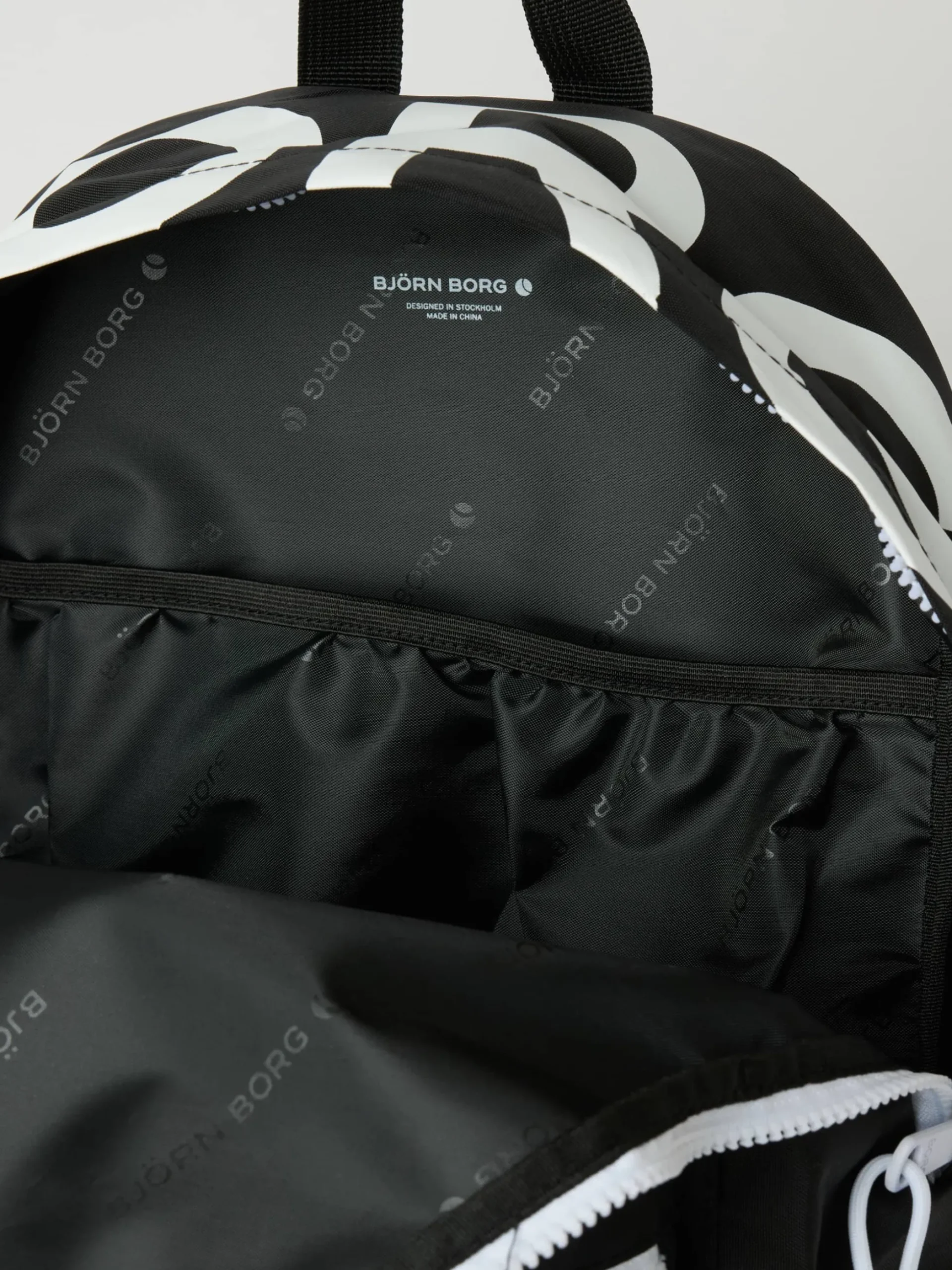 Borg Logo Backpack 19L