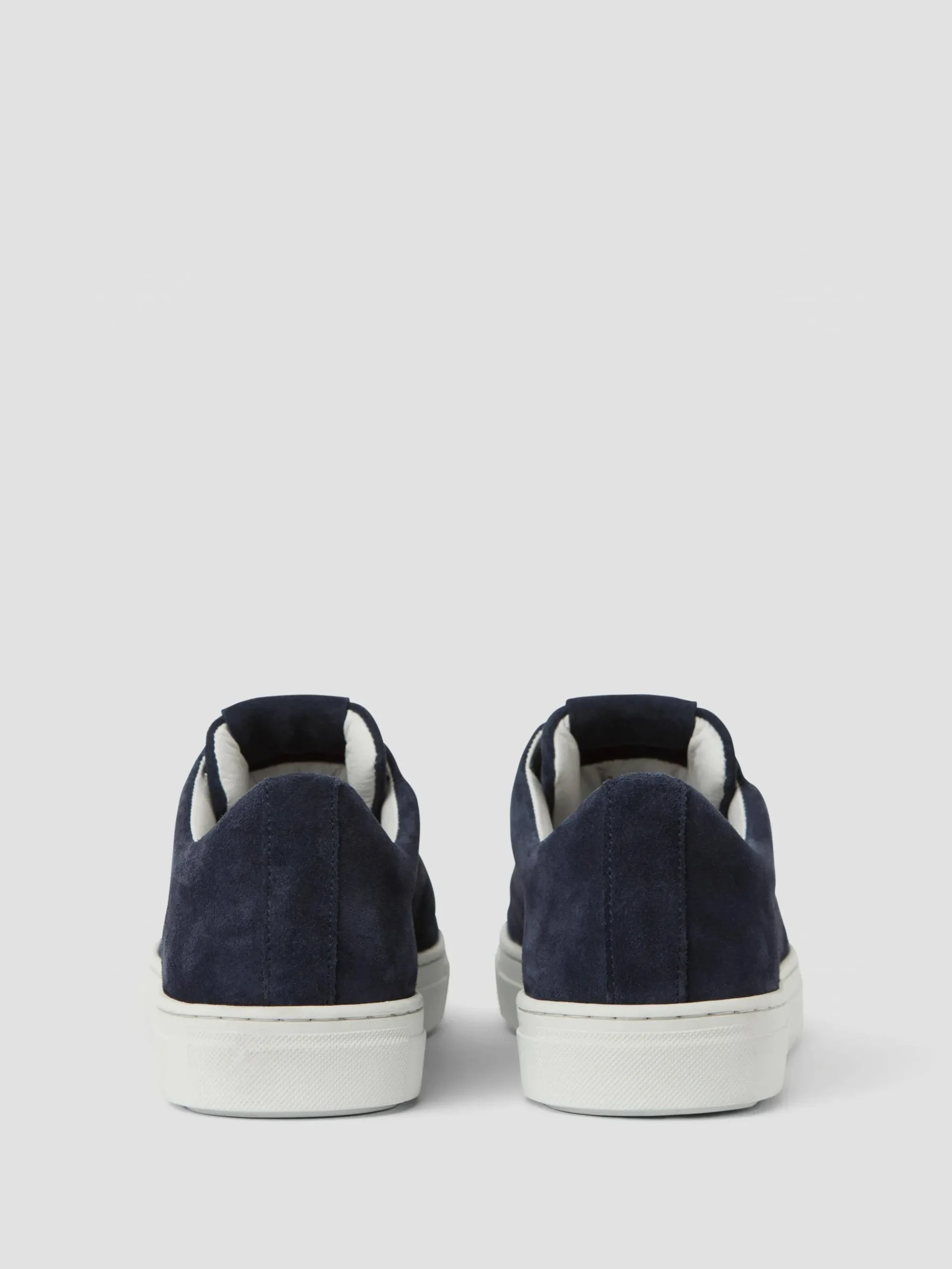 Men's Classic Suede Sneakers