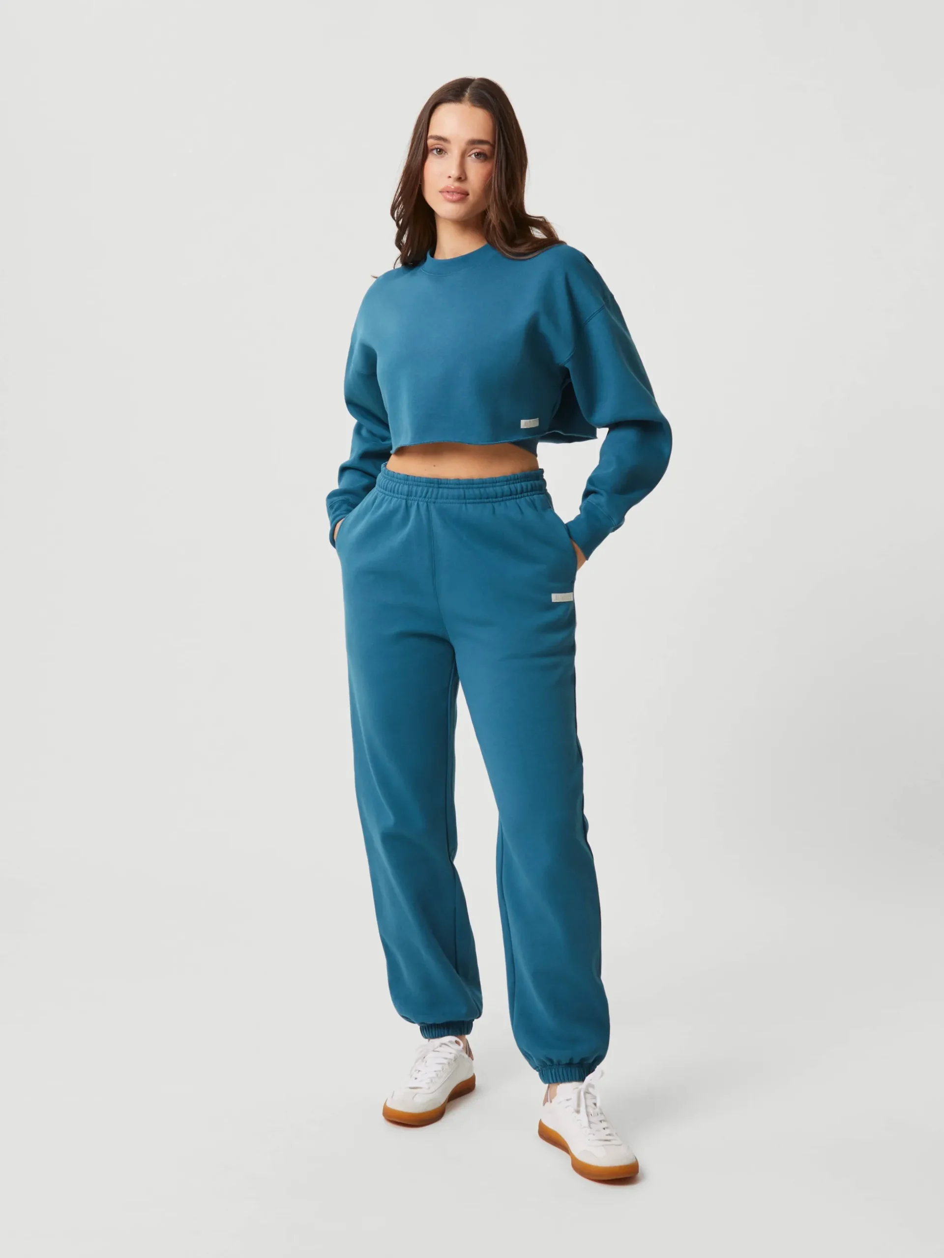 Studio Oversized Cropped Crew