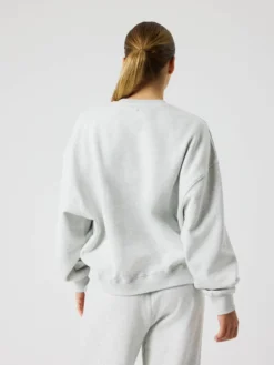Studio Oversized Sweatshirt