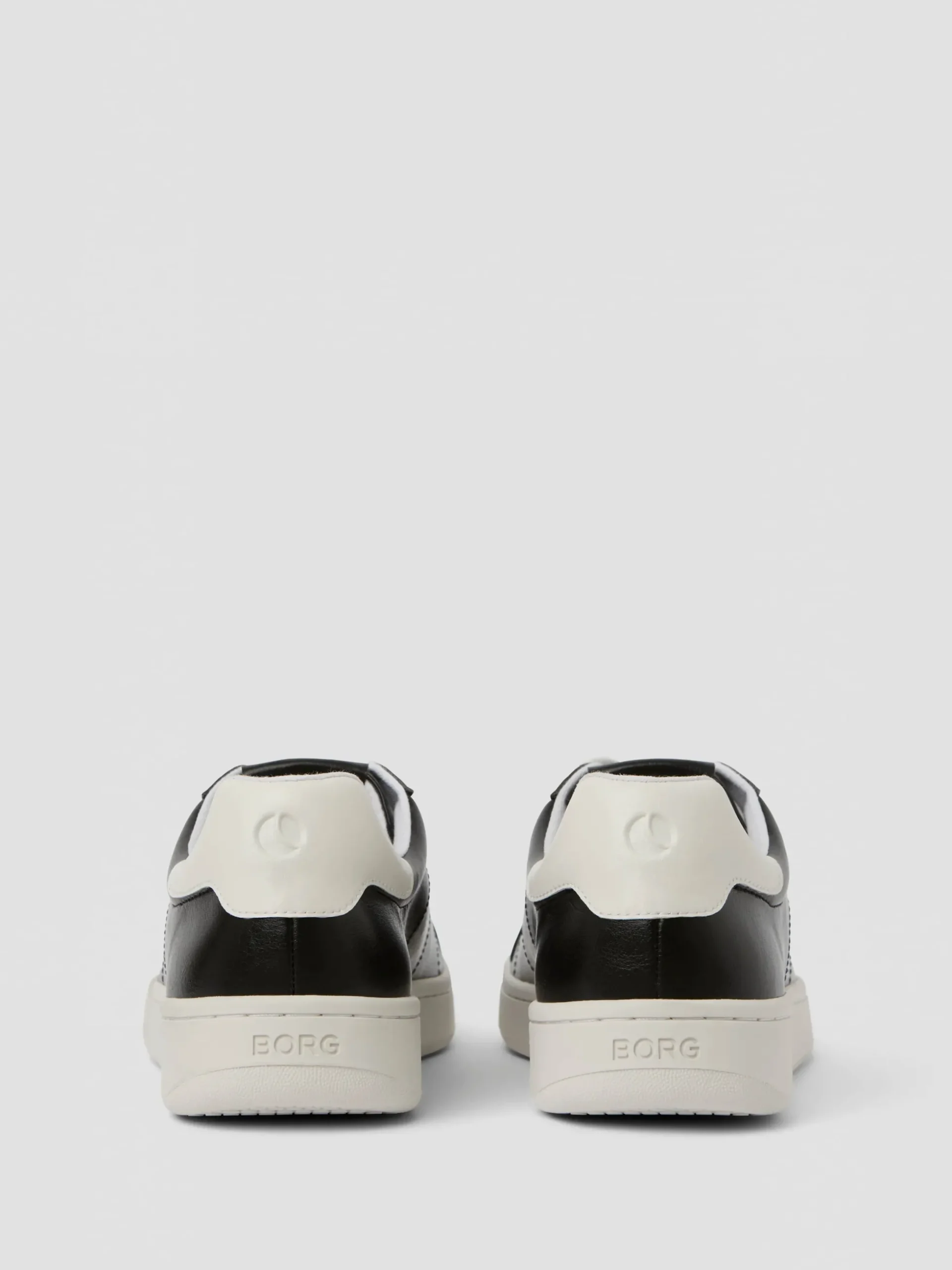 Unisex Deuce Sneakers