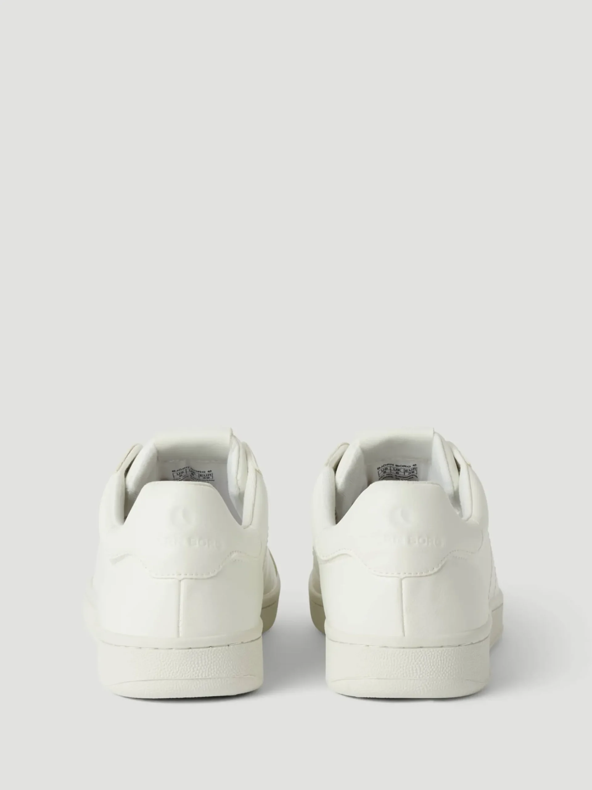 Women's Deuce Sneakers (T305)